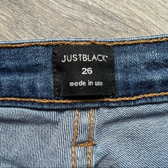 Just Black Denim distressed cropped ankle skinny cigarette jeans. Size 26 - Picture 6 of 6